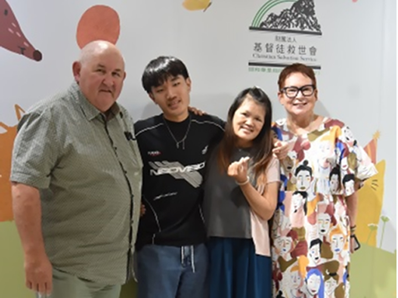 Like Old Friends(Subject Image)